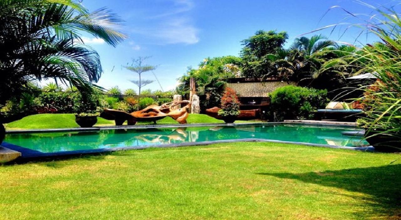 Ngeluwungan Boutique Hostel Canggu Esterno foto