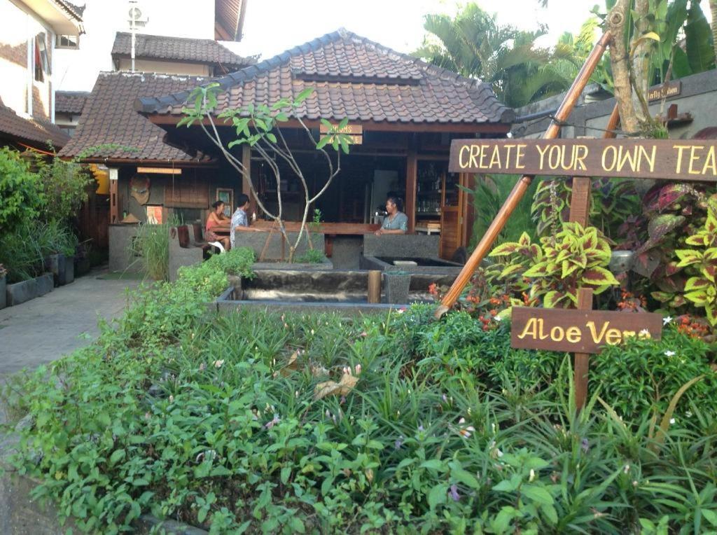 Ngeluwungan Boutique Hostel Canggu Esterno foto