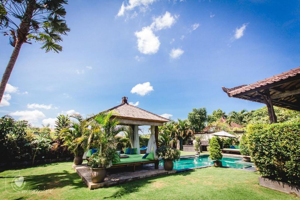 Ngeluwungan Boutique Hostel Canggu Esterno foto