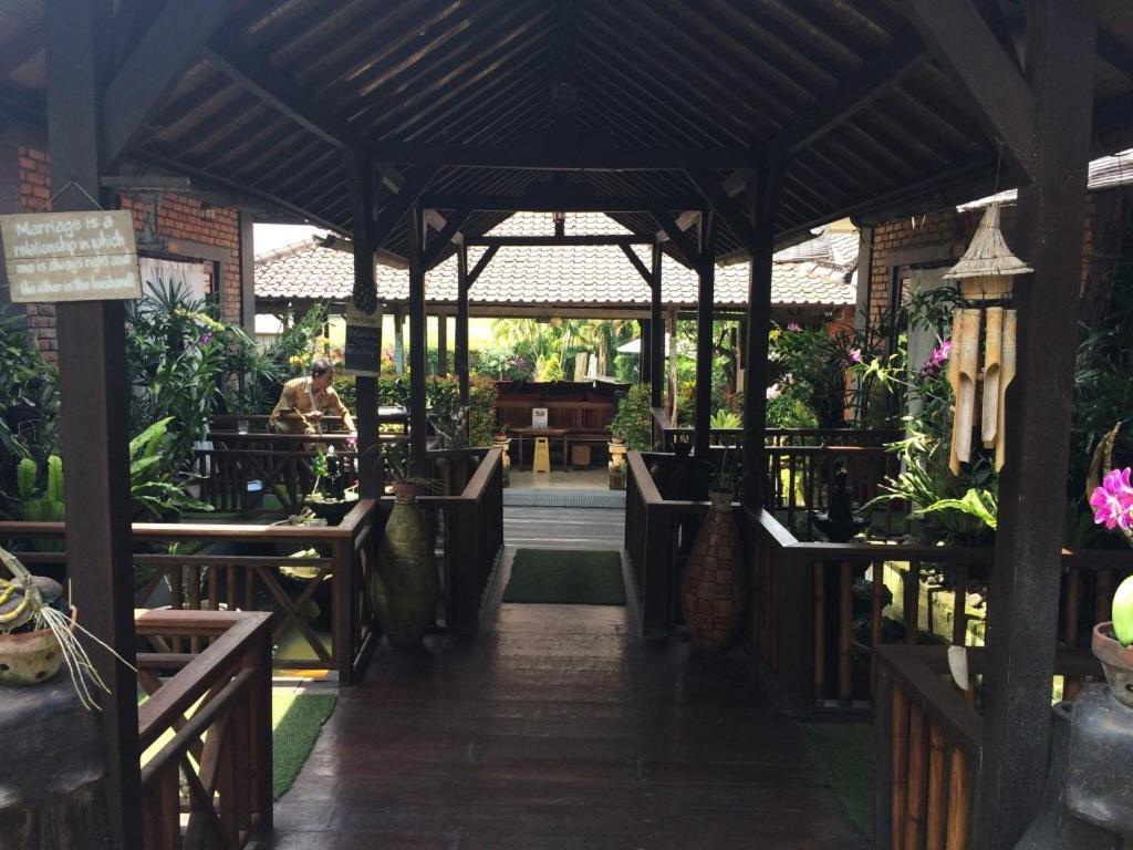 Ngeluwungan Boutique Hostel Canggu Esterno foto