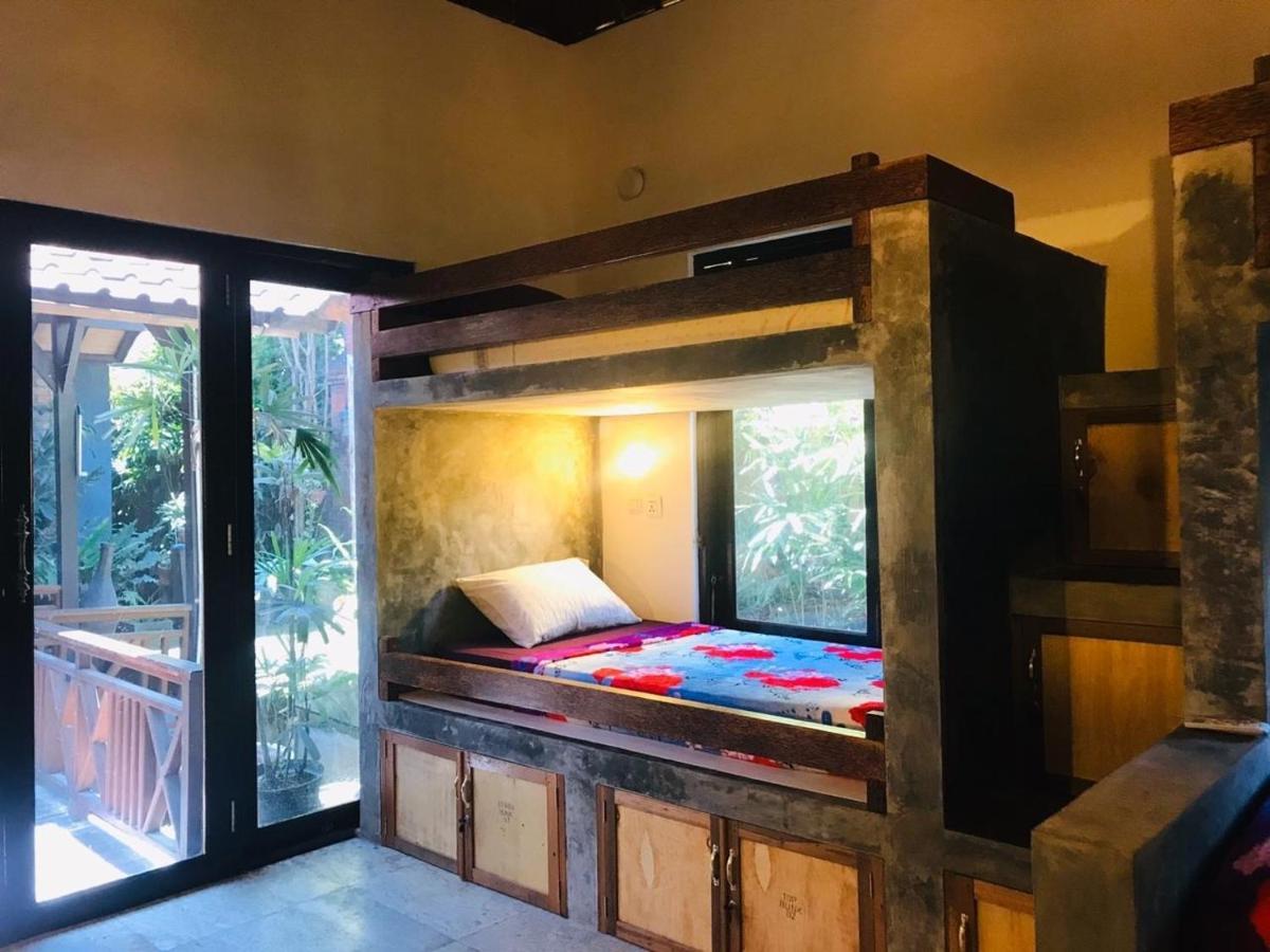 Ngeluwungan Boutique Hostel Canggu Esterno foto